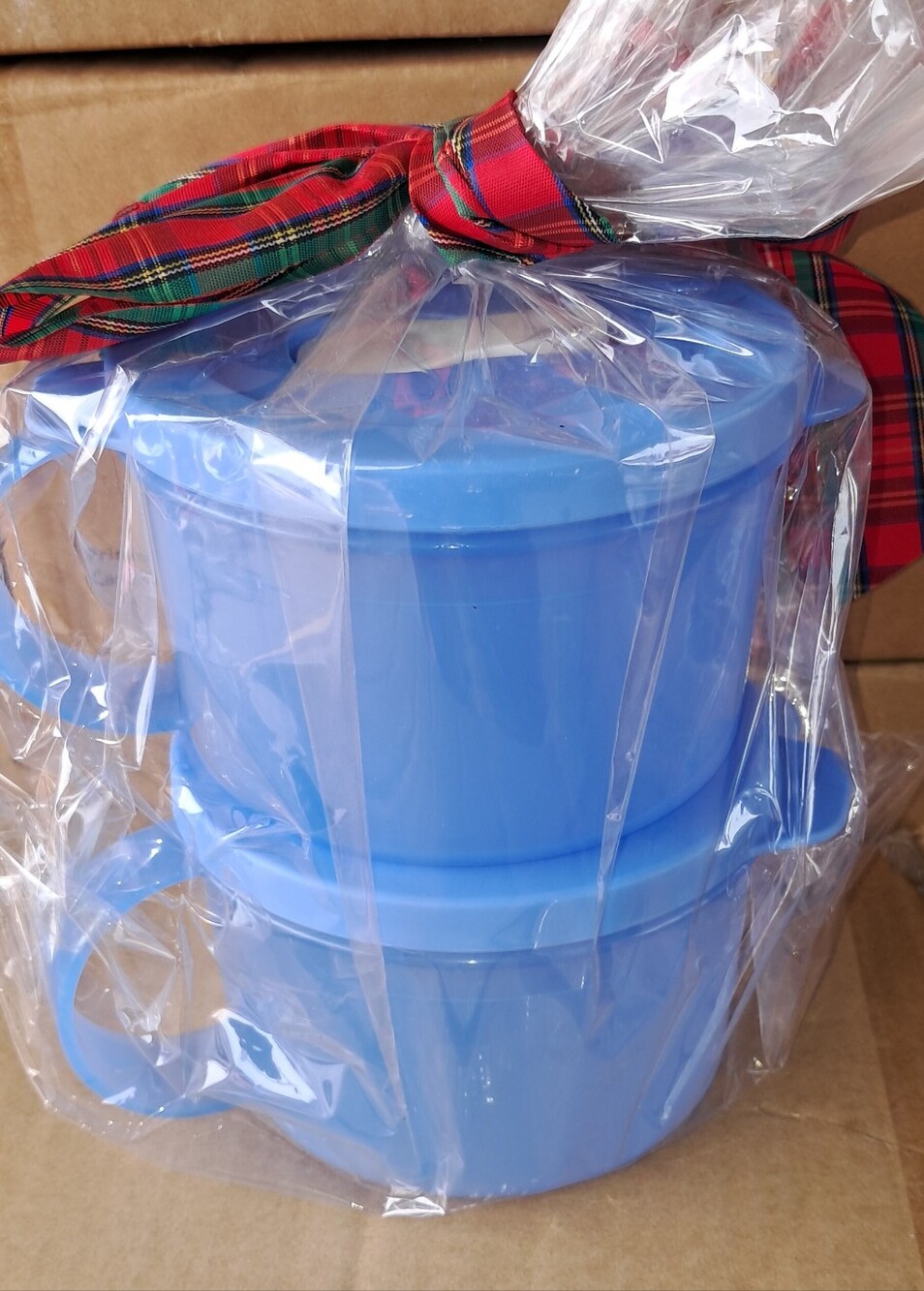 Soup mugs, Tupperware